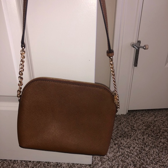 Michael Kors Cindy Brown Crossbody - Picture 5 of 9
